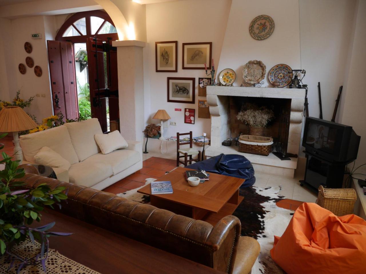 Casa Dos Arrabidos Guest House Torres Novas Bagian luar foto