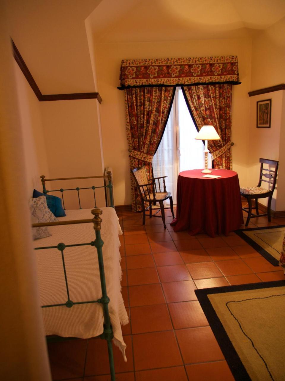 Casa Dos Arrabidos Guest House Torres Novas Bagian luar foto